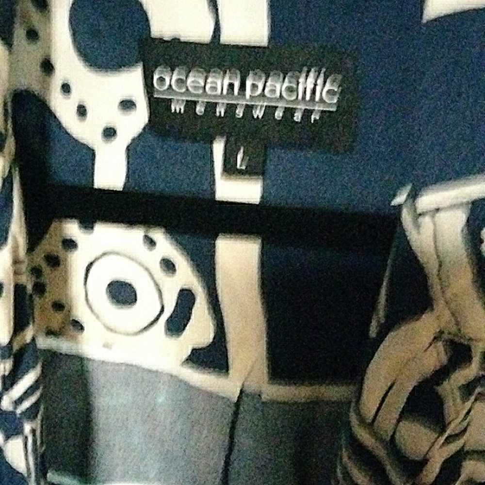 Men's Ocean Pacific size large tropical shirt really cool all different kinds of